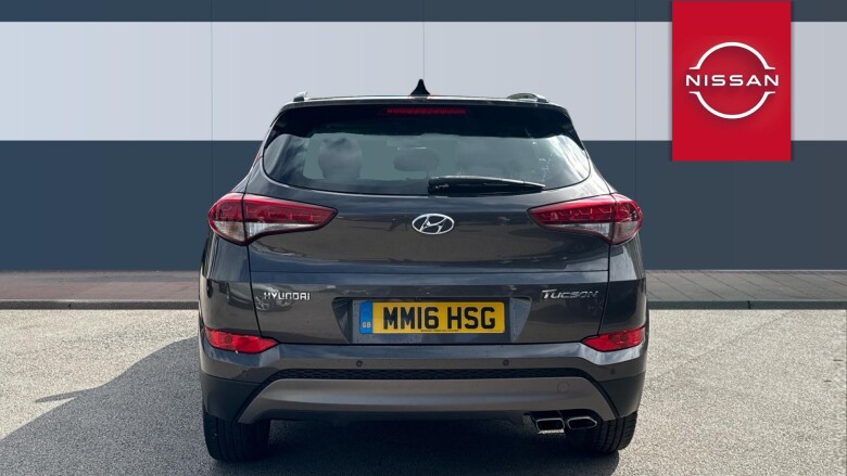 Hyundai Tucson 2.0 CRDi Blue Drive Premium SE 5dr 2WD Diesel Estate